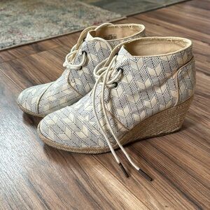 Tom’s Women’s Wedges